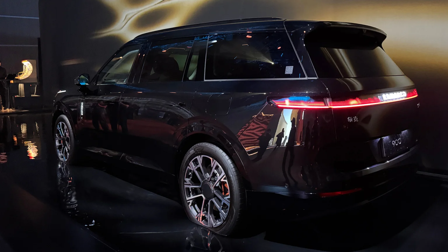 Lynk & Co 900 detail