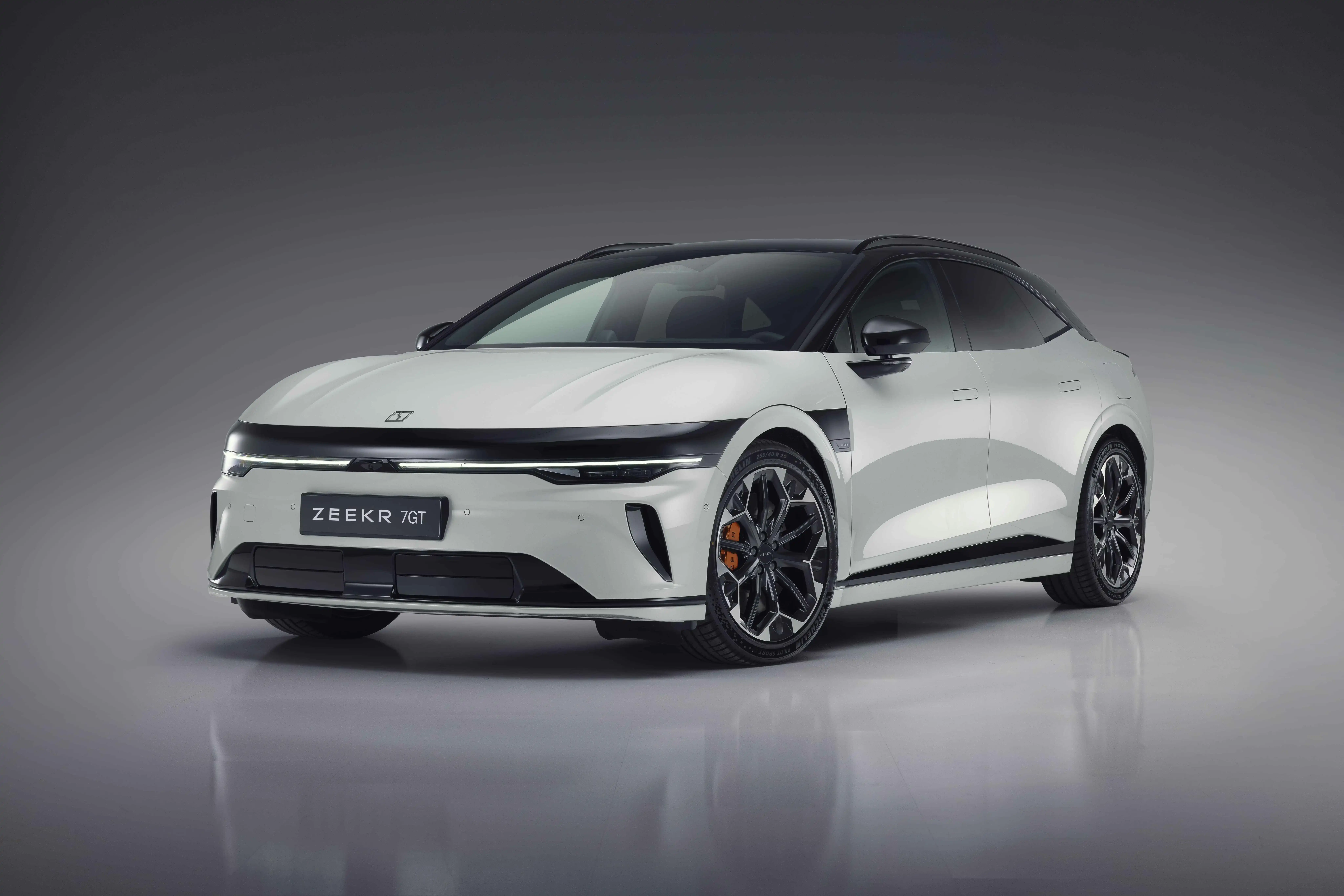 Zeekr 007 GT