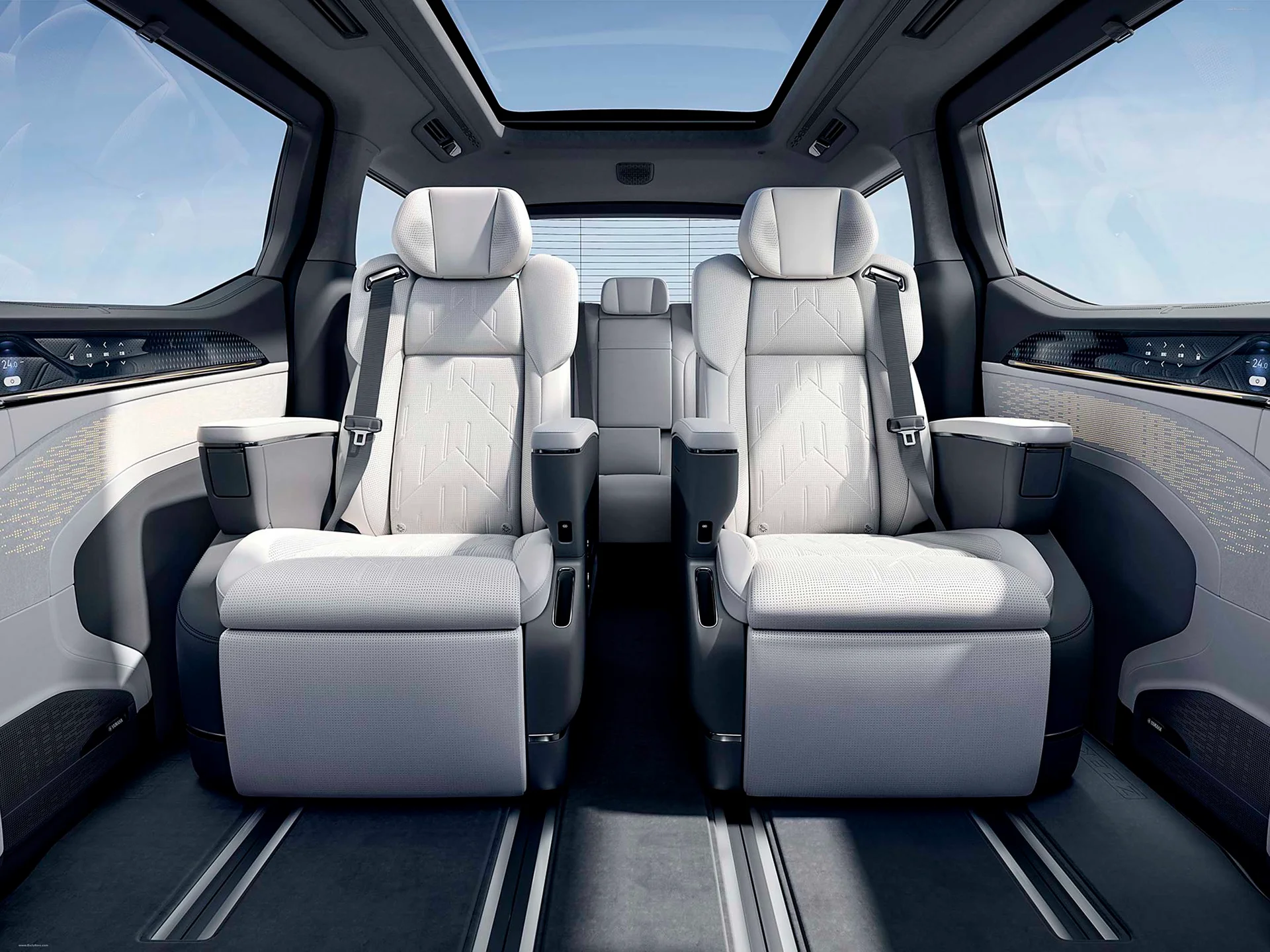 Zeekr 009 interior